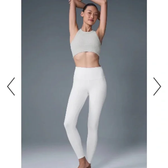 Alo Seemless Delight High Neck Bra Tank - Grey Small - Picture 2 of 7